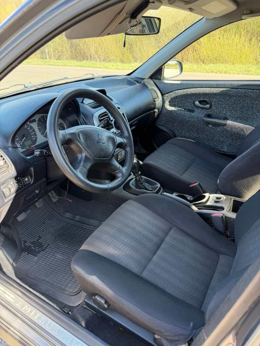 Продам Mitsubishi Carisma 2003 1.6 Газ/бенз