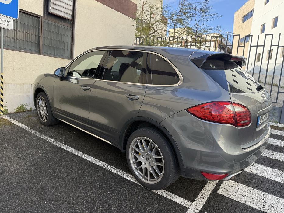 Porsche Cayenne 3.0