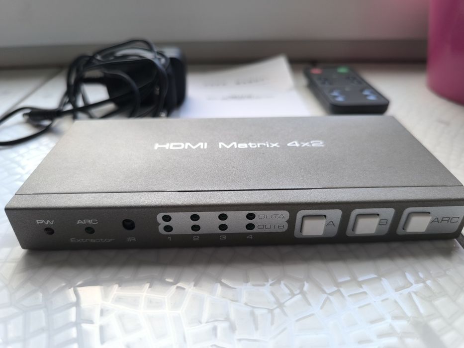 Matrix HDMI 4/2 Spacetronik SPH-M42EA 4K