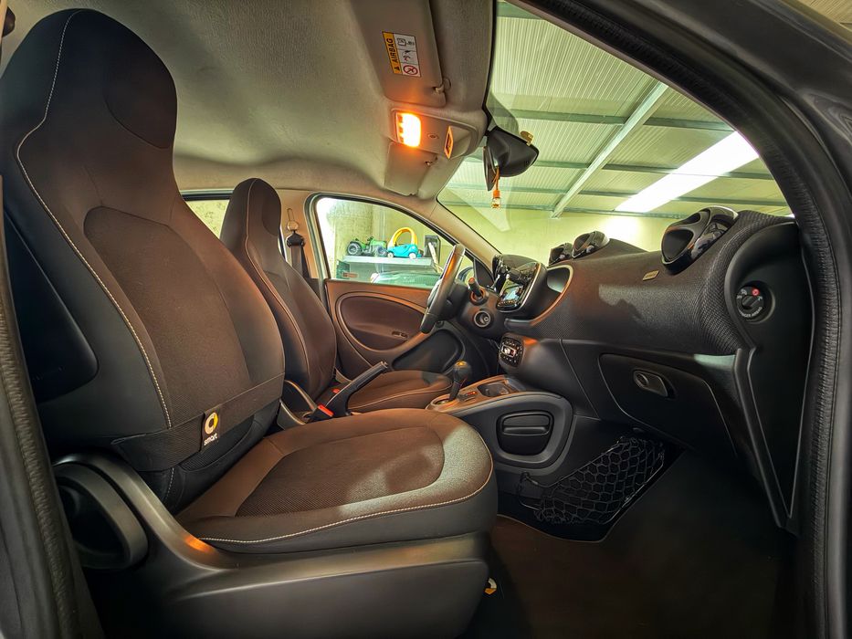 Smart ForFour Passion 1.0 71cv Automático - Desde 180€ Mês