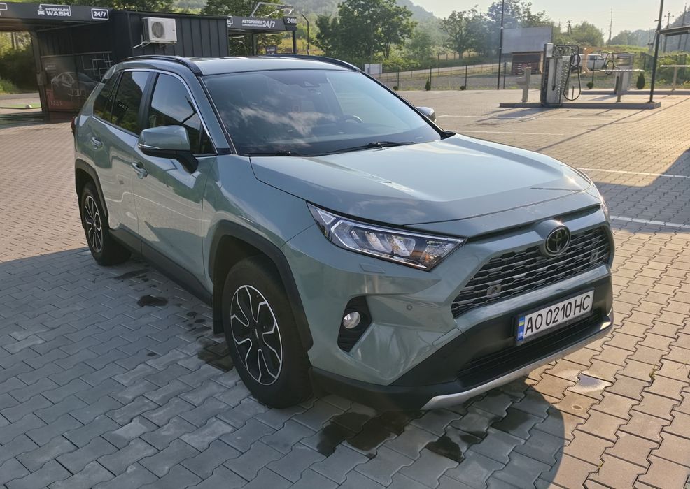 Toyota RAV4 Active 2021