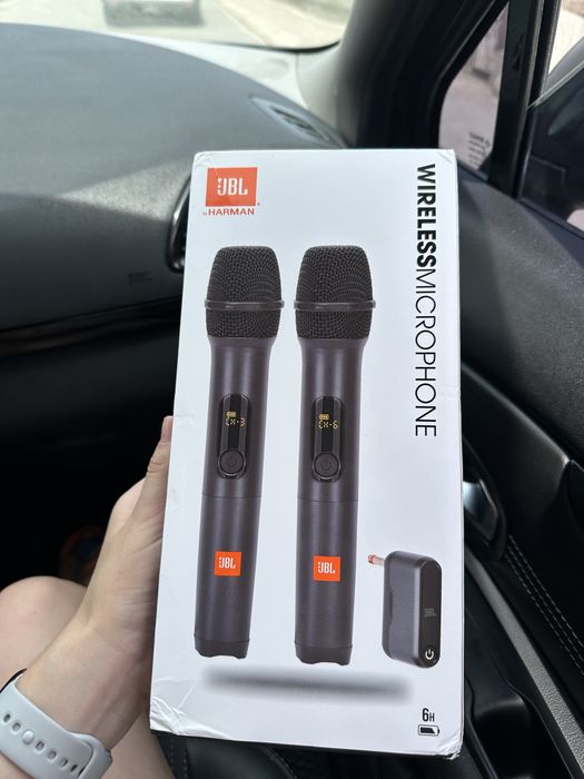 JBL Wireless мікрофони. Працюють на батарейках