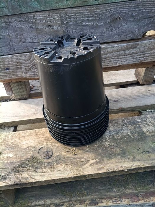 Doniczki produkcyjne  2.5 litra