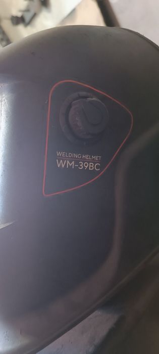 Набір зварювальника, балон углекислоти, редуктор, полуавтомат.