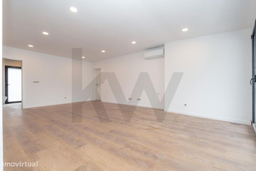 Apartamento T2 Duplex Novo no Tovim-Empreendimento Relvas