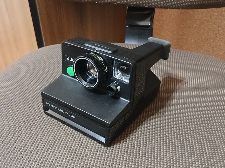 Продам Polaroid 2000