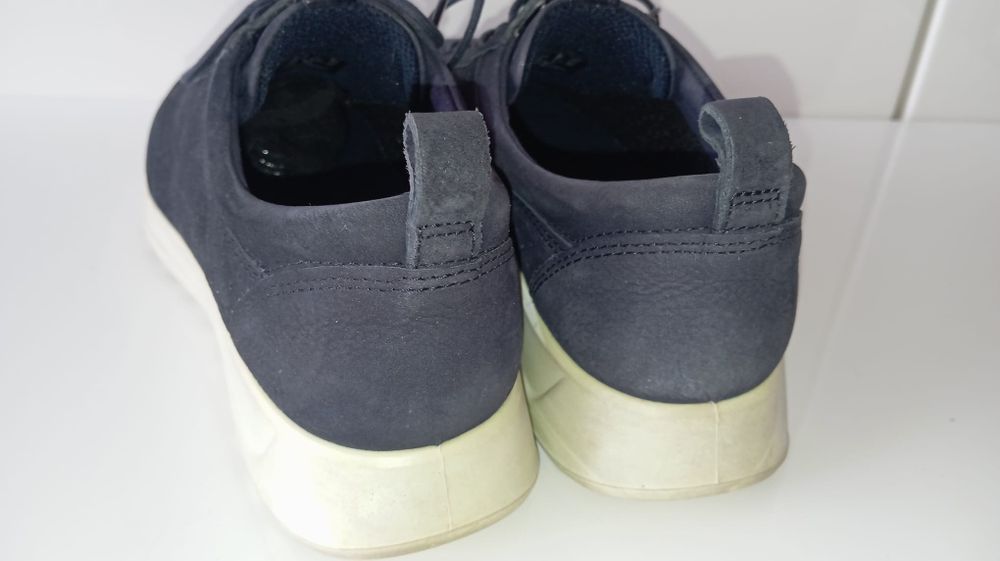 ECCO flexure Runner 41