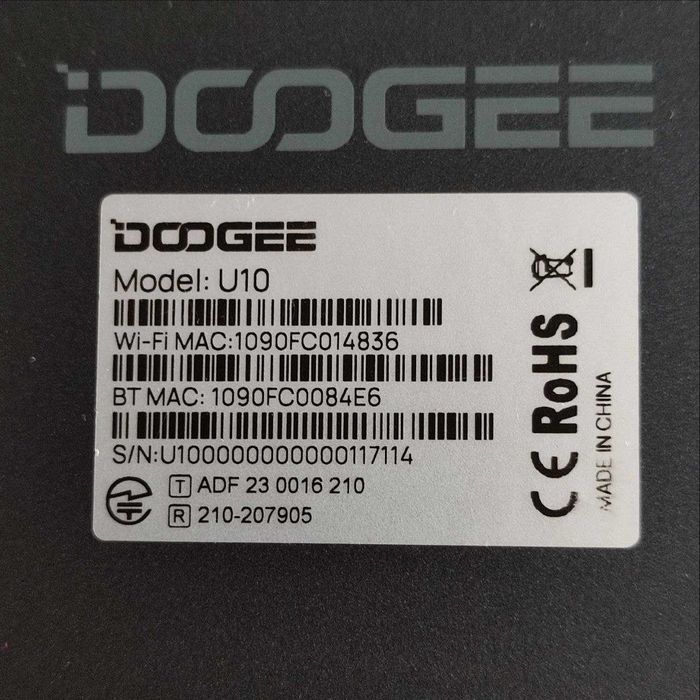 планшет Doogee U10