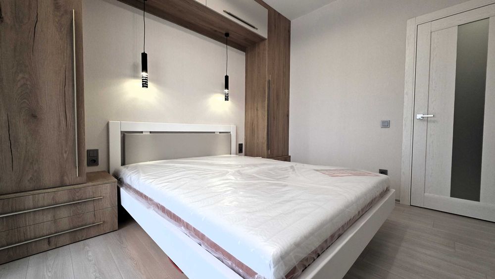 Сучасна 1-к. кв. 43 м² ЖК «Варшавський-2», вул. Олександра Олеся, 5А.