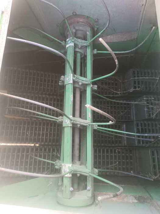 Продам бу Джон Дір 1065
