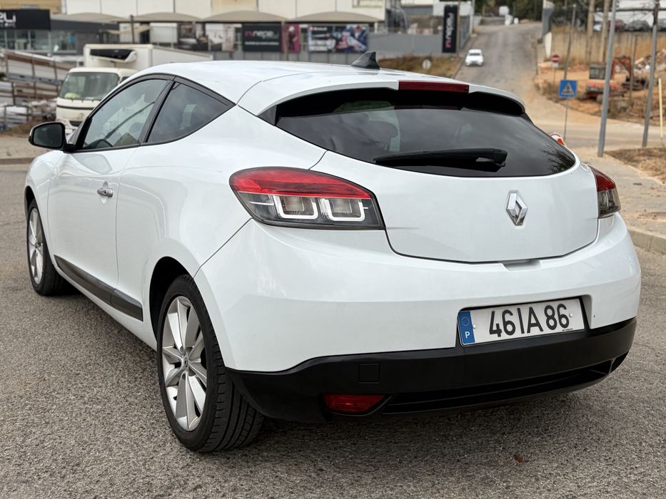 Renault Megane Coupe 1.5DCI 110cv Dynamique S Nacional em estado Irrepreensível como Novo foto 4