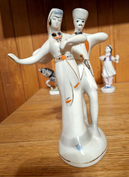 Фарфор Статуэтка  Лезгинка Дулево.