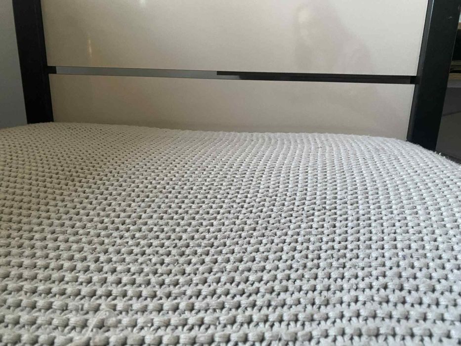 Sprzedam łóżko młodzieżowe