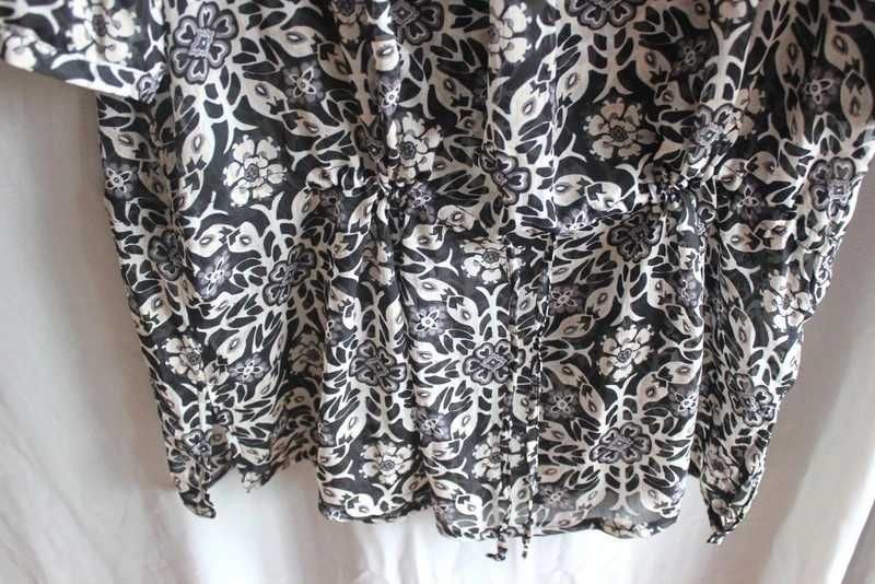 Bluzka tunika czarna w białe kwiaty oversize luźna plus size