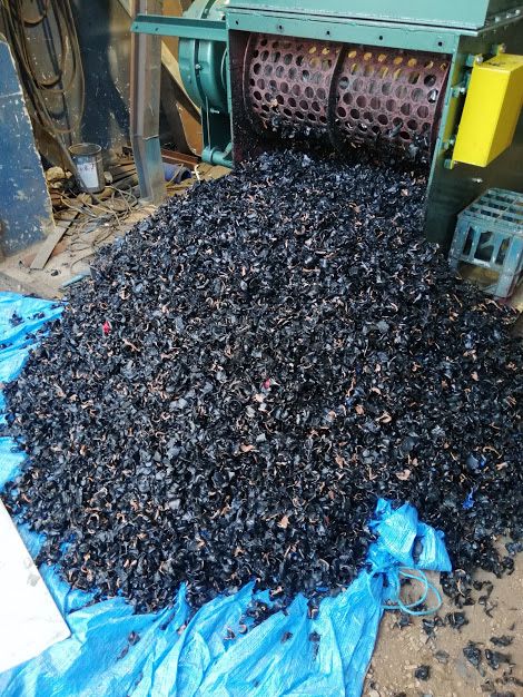 Kruszarka z dociskiem szufladowym