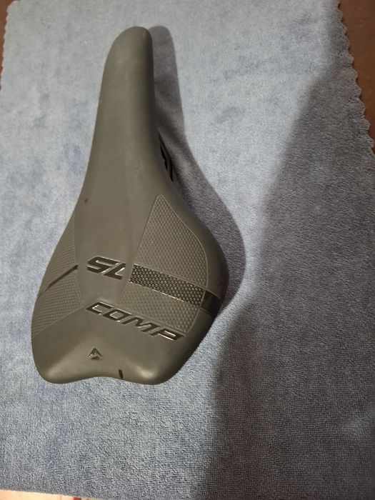 Продам сідло з нового велосипеда Merida