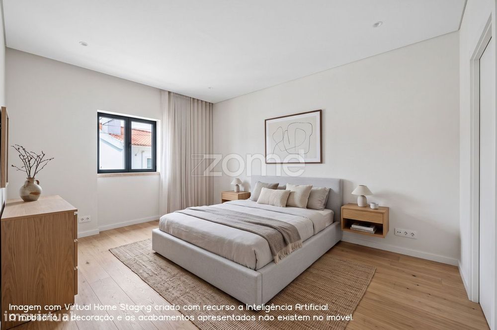 Andar de Moradia T2 com Terraço em Caneças