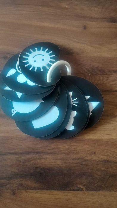 Karty kontrastowe CzuCzu na kółeczku