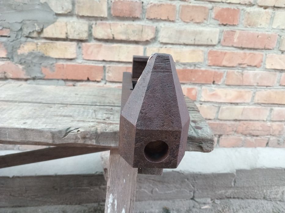 Продам лещата робочі