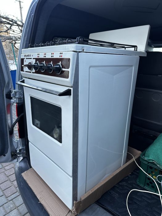 Газова плита  з газовою духовкою