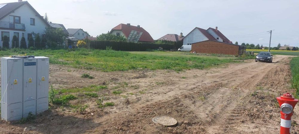 Działka budowlana na ul. Szpitalnej, 714m2 - uzbrojona. Badania gruntu