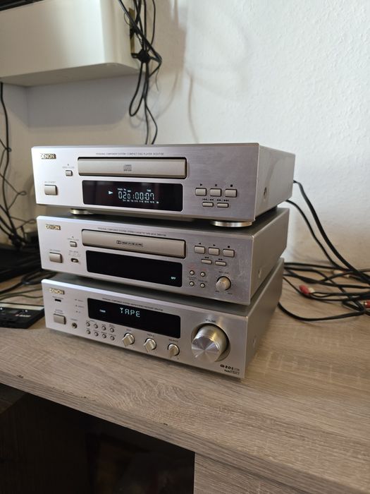 Wzmacniacz  DENON DRA-F100