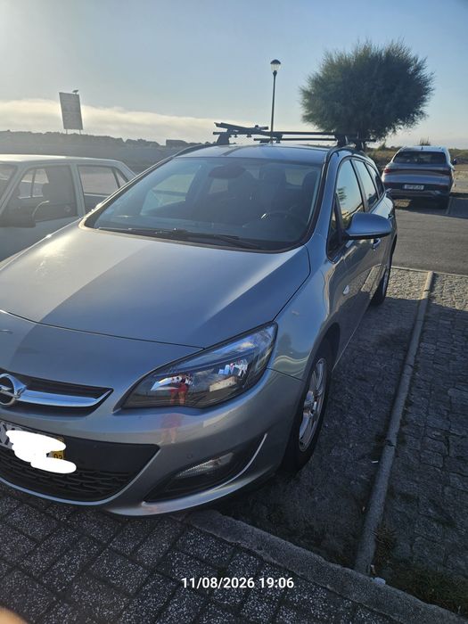 Opel Astra Sports Tourer 1.6 CDTI (2015) - Apenas 120.000 km