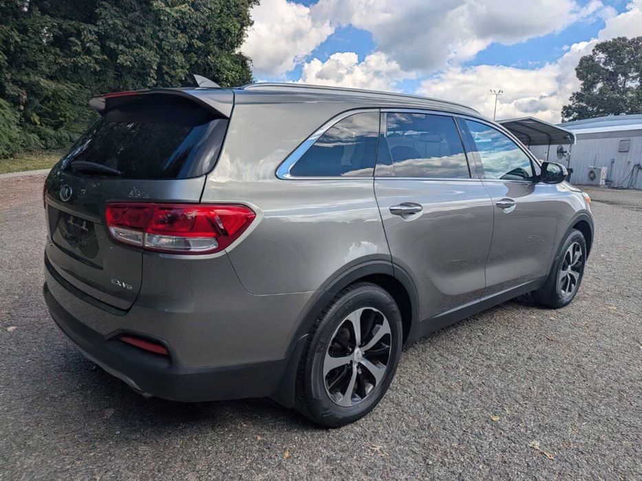 Kia Sorento EX V6      2018