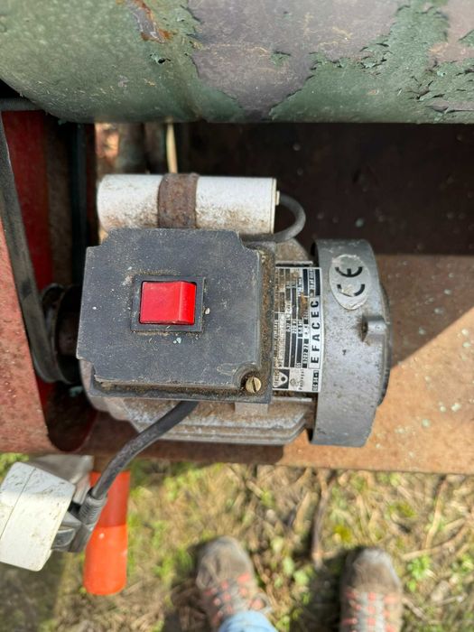 Vendo Máquina para LIMPEZA de AZEITONA electrica e automática
