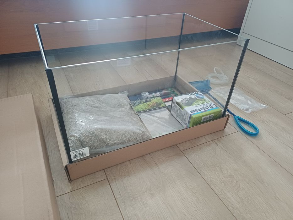 Akwarium 41x25x25 plus akcesoria dodatki