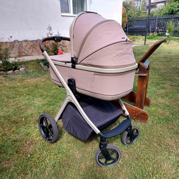 Коляска Carello Vector 2 в 1