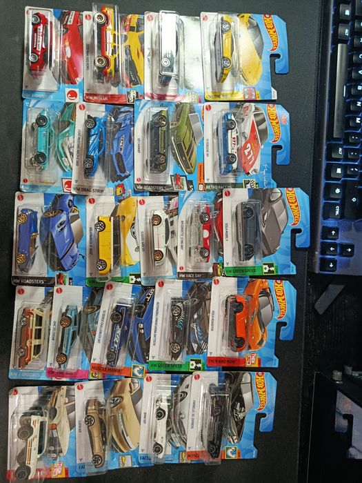 Kolekcja Hot Wheels Ponad 260modeli