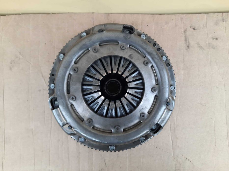Маховик Демпфер Сцеплення Nissan X-трейл Primera Almera X-trail 2.2