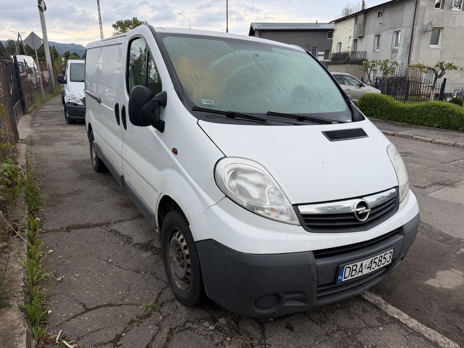 Renault Trafic L2H1 blaszak. Wynajem krotko i dlugoterminowy
