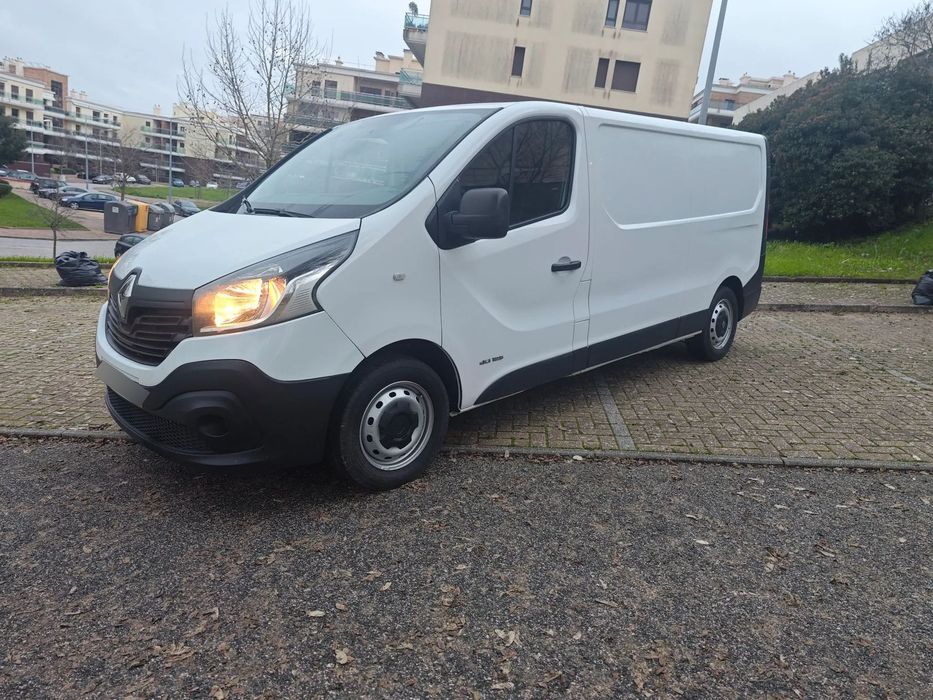 Renault trafic