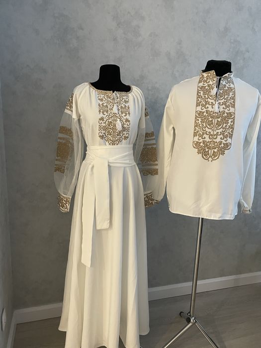 Вишиванки парні. Ціна комплекту 4100 грн. Знижка