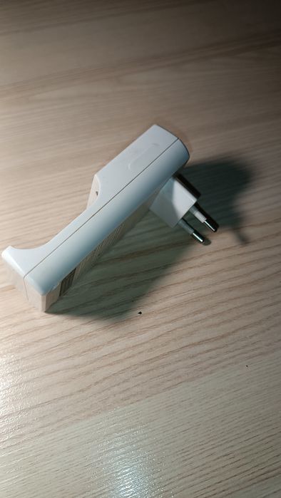 Продам б/у зарядное устройство для SONY Cycle Energy для AA/AAA