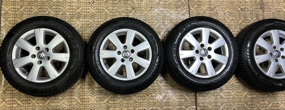 195 65 15 зима к-т шин з дисками 5*112 VW