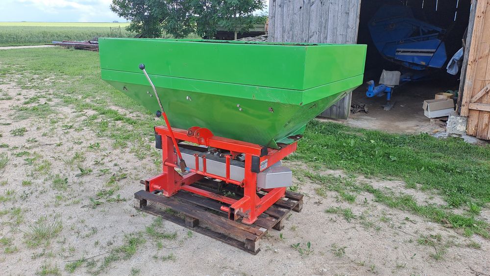 Rozsiewacz do nawozów agro tom nie amazone  kuchn mds