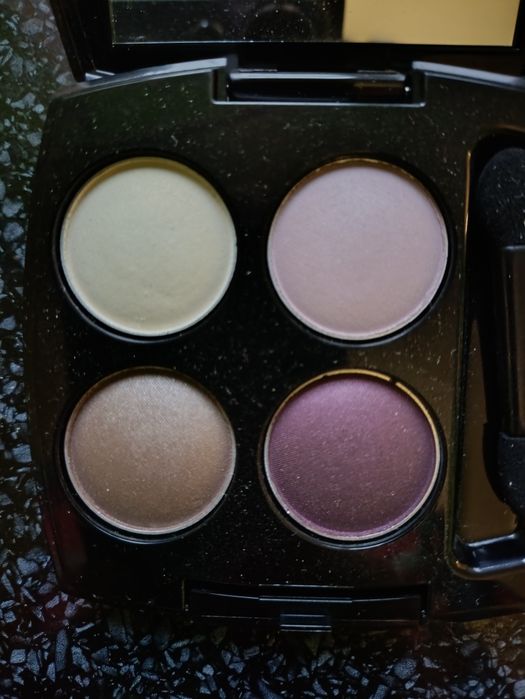 Avon, тени для век