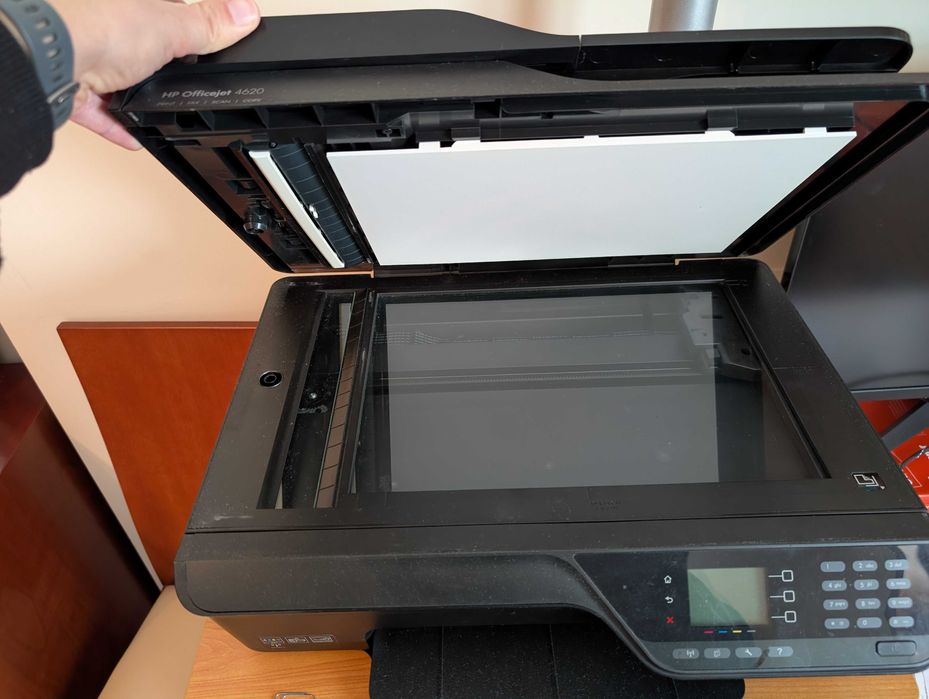 Impressora multifunções HP Officejet 4620
