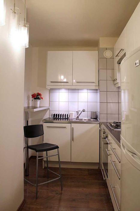 Przytulny i widny pokój 9 m2, metro Rondo ONZ, dostępny od 15/01/2026