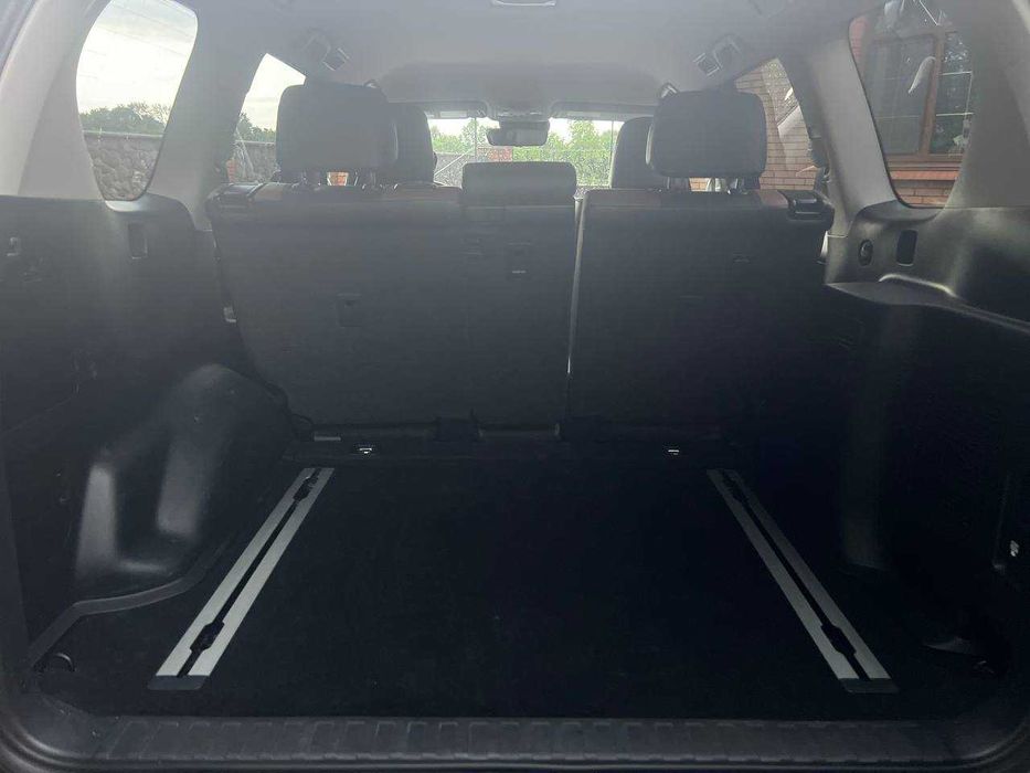 Toyota Land Cruiser Prado 2023 VIN JTEBR3FJ90K297382 фото оголошення 17 з 24