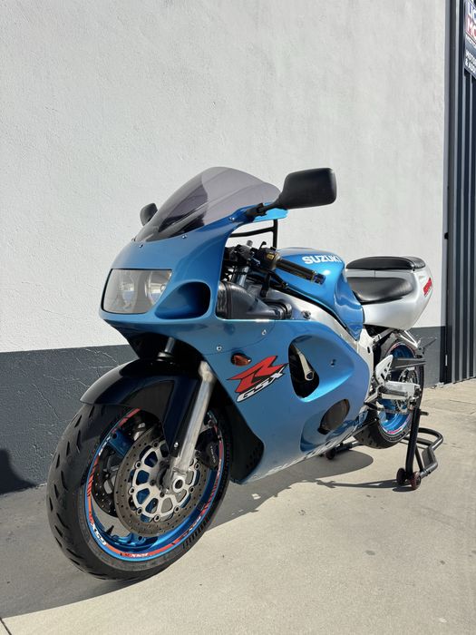 Suzuki GSXR 600