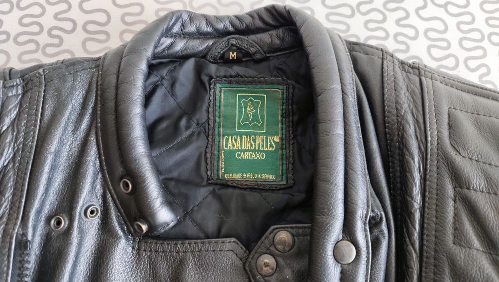 Casacos em pele genuína