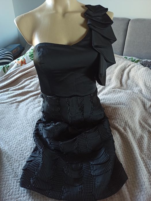 Sukienka damska czarna