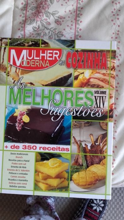 Livro de culinária Mulher Moderna encadernado