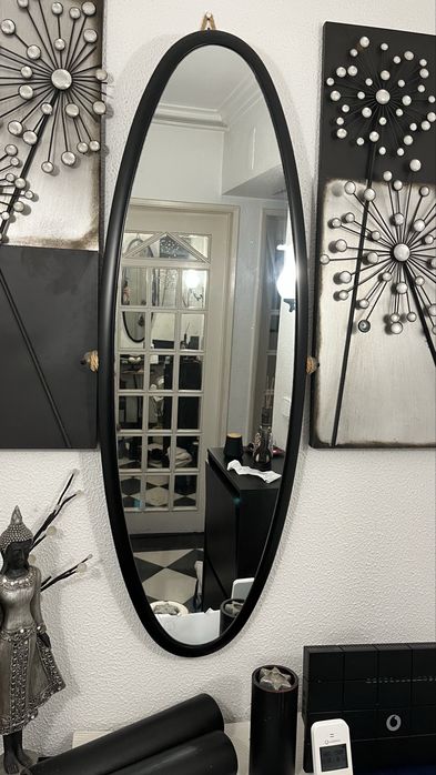 Espelho Oval Preto