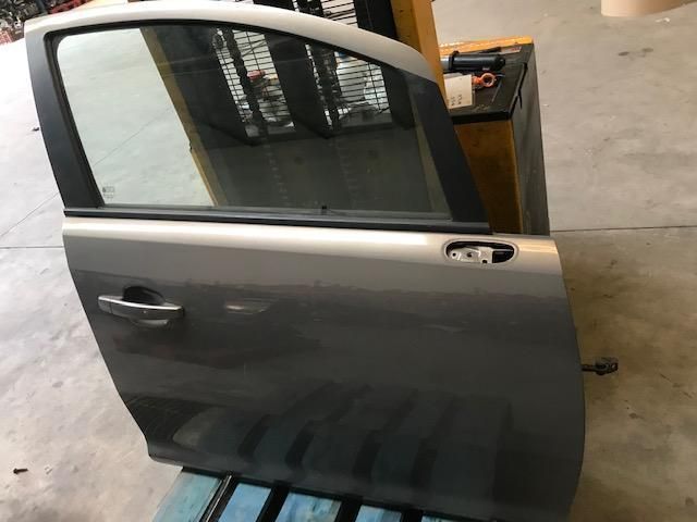 Porta Frente Direita opel corsa D 5portas