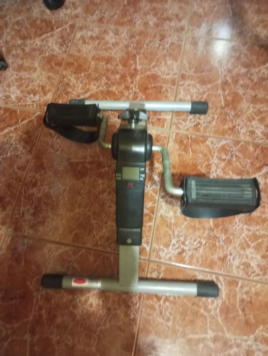 Pedaleira em excelente estado
